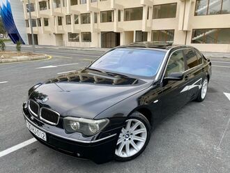 BMW 745, 4.4 L, 2002 il, 276 000 km