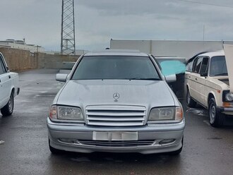 Mercedes C 200, 2.0 L, 1997 il, 300 000 km