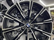 "BMW F10" diski R20