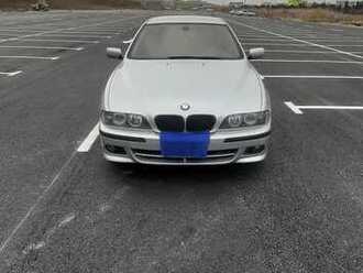 BMW 525, 2.5 L, 2002 il, 222 300 km