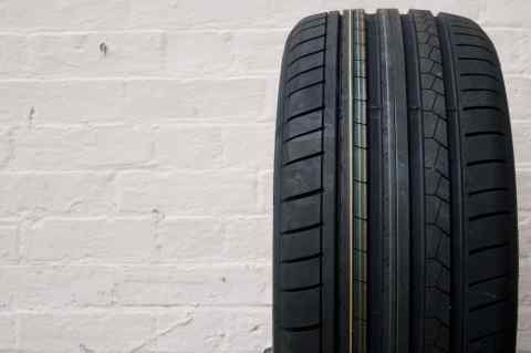 Dunlop SP Sport MAXX GT 245/40 R19 - Yay təkəri