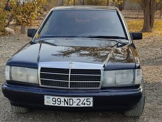 Mercedes 190, 2.0 L, 1990 il, 200 000 km