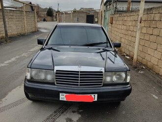 Mercedes 190, 2.0 L, 1990 il, 356 000 km