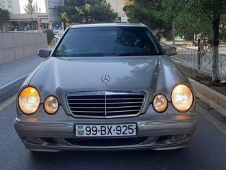 Mercedes E 220, 2.2 L, 2001 il, 342 000 km